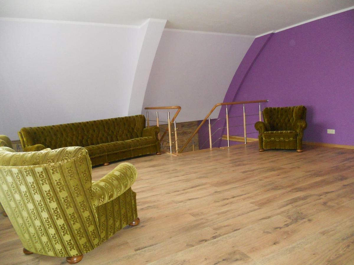 Vetras Hotel Rude Bagian luar foto