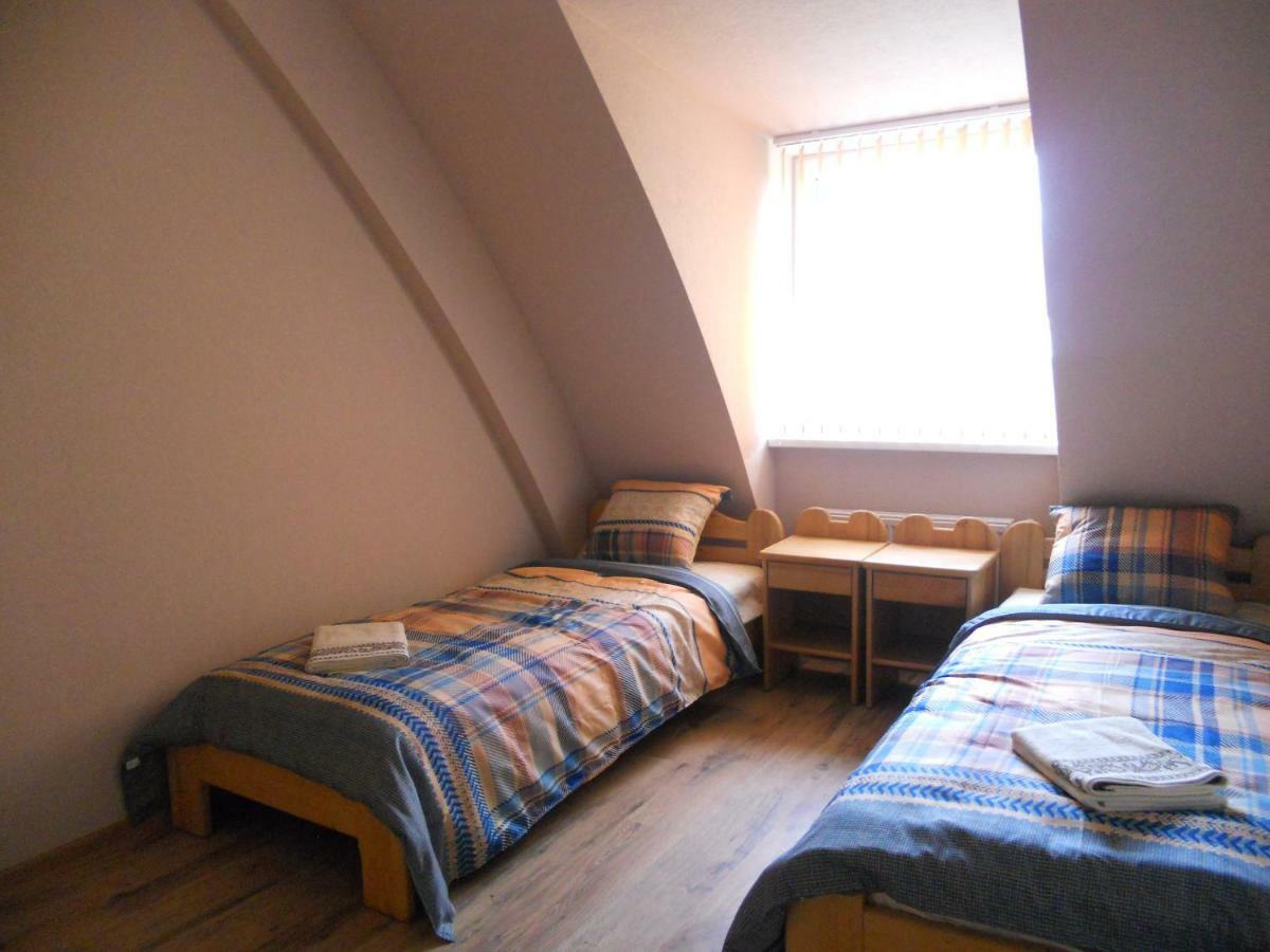 Vetras Hotel Rude Bagian luar foto